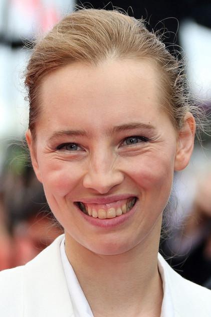 Isild Le Besco - Actor Profile Photo