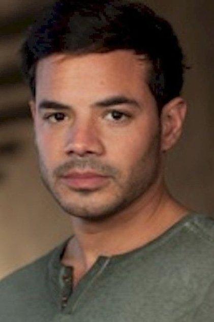 Rene Rosado - Actor Profile Photo