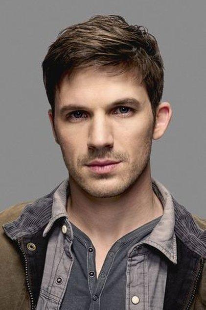 Matt Lanter - Actor Profile Photo