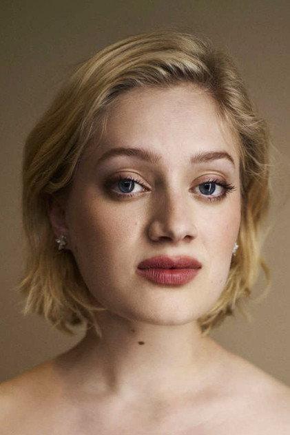 Nadia Tereszkiewicz - Actor Profile Photo