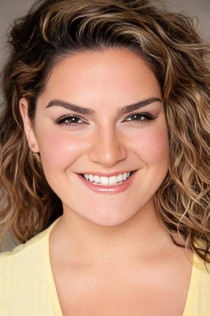 Alaura Devereaux - Actor Profile Photo