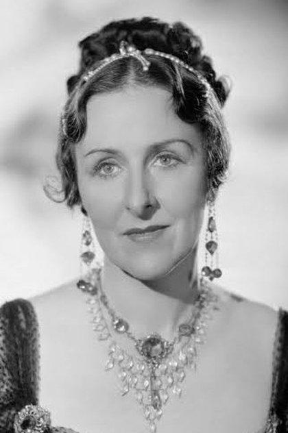 Ottola Nesmith - Actor Profile Photo