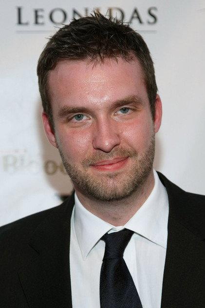 Simon Boyes - Actor Profile Photo