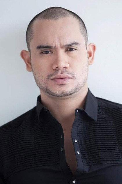 Rob Sy - Actor Profile Photo
