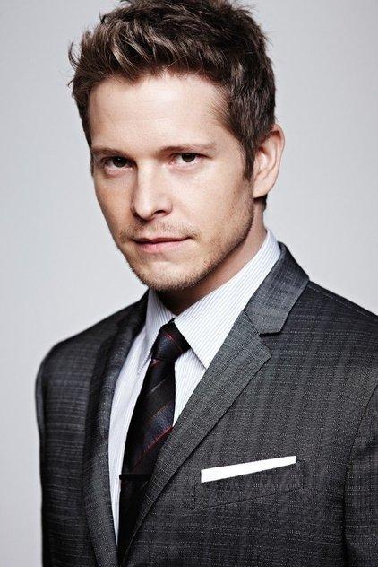 Matt Czuchry - Actor Profile Photo