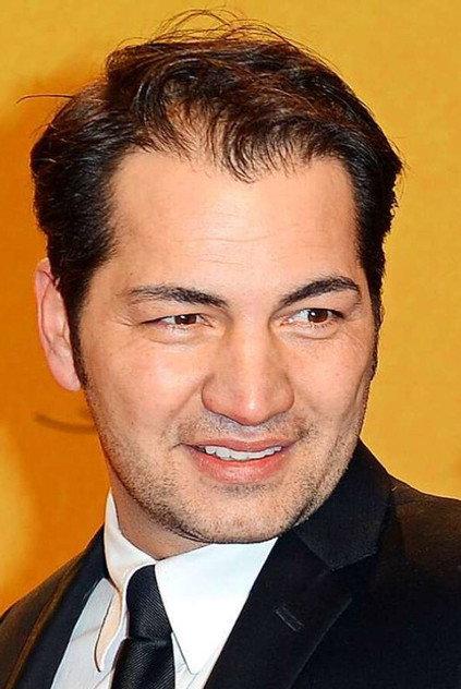 Bülent Sharif - Actor Profile Photo