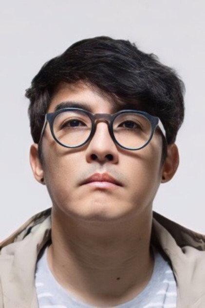 Torpong Chantabubpha - Actor Profile Photo