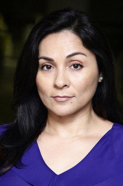 Sandy Avila - Actor Profile Photo