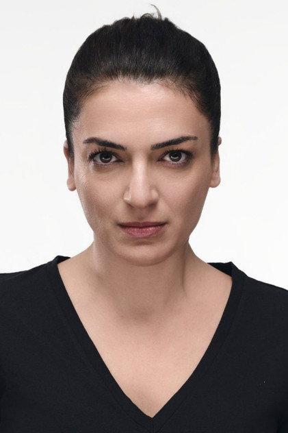 Çiçek Acar - Actor Profile Photo