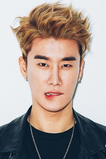 San E - Actor Profile Photo