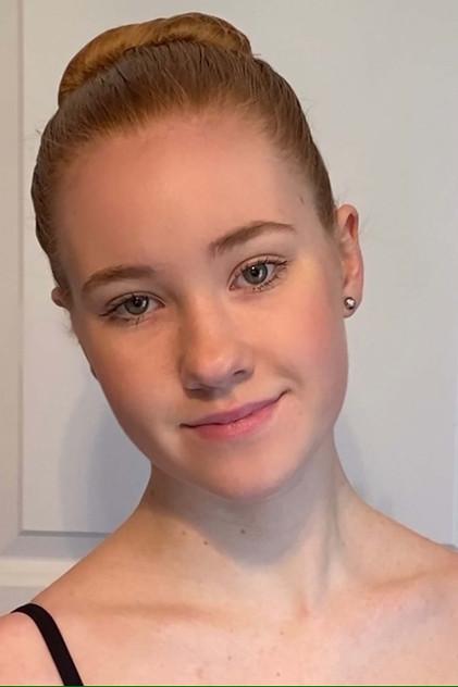Isabella Craven - Actor Profile Photo