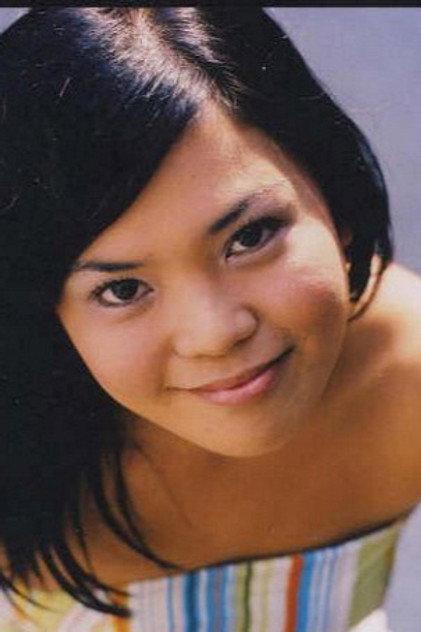 Aura Carcueva - Actor Profile Photo
