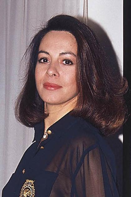Efi Pikoula - Actor Profile Photo