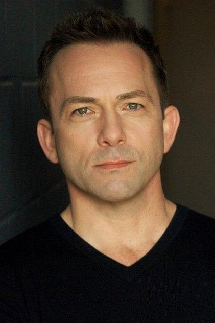 Matthew Bennett - Actor Profile Photo