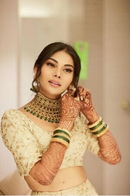 Roselyn Dsouza - Actor Profile Photo