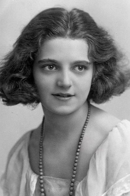 Hermione Baddeley - Actor Profile Photo