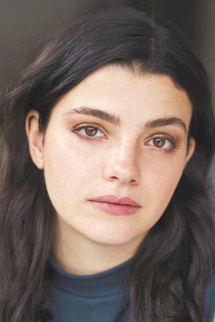 Zoë Steiner - Actor Profile Photo