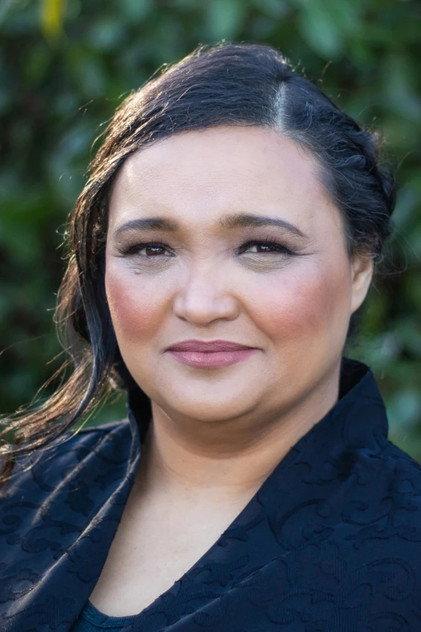 Zenobia Kloppers - Actor Profile Photo