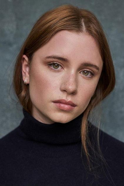 Dixie Egerickx - Actor Profile Photo