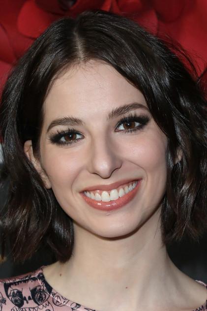 Genevieve Buechner - Actor Profile Photo
