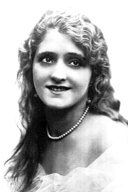 Mary Massart - Actor Profile Photo
