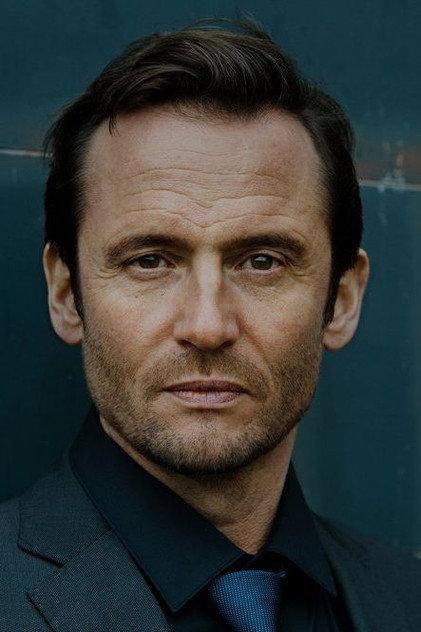 Sven Gerhardt - Actor Profile Photo