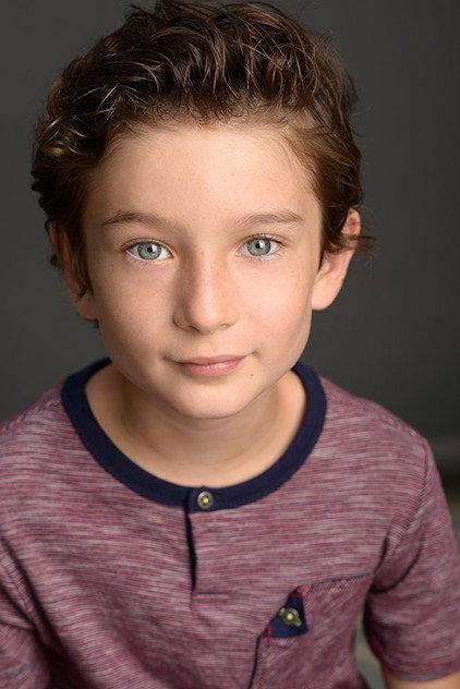 Derek Dinniene - Actor Profile Photo