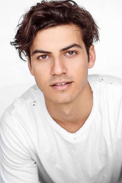 Josh Pyman - Actor Profile Photo