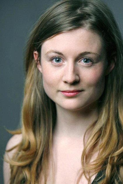 Emma Hiddleston - Actor Profile Photo
