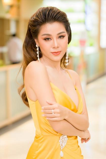 Nam Thư - Actor Profile Photo