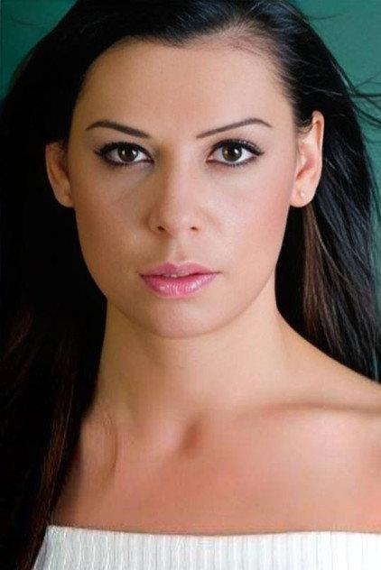 Candice Lewald - Actor Profile Photo