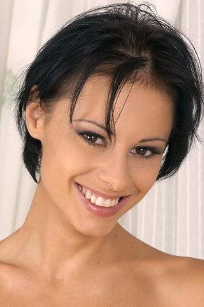 Olivia De Treville - Actor Profile Photo