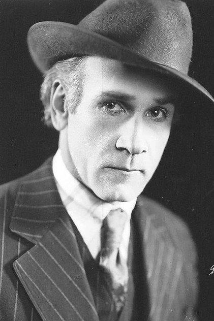 Charles Brinley - Actor Profile Photo