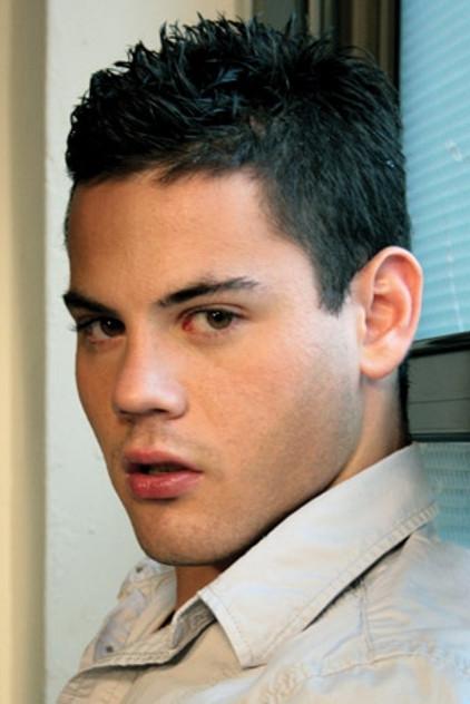 Jake Lyons - Actor Profile Photo