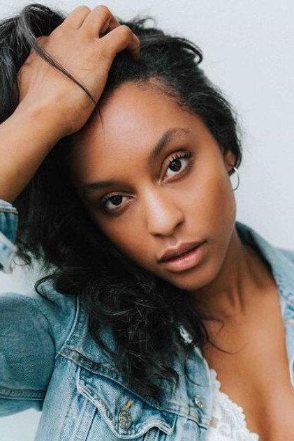Chloe Mason - Actor Profile Photo