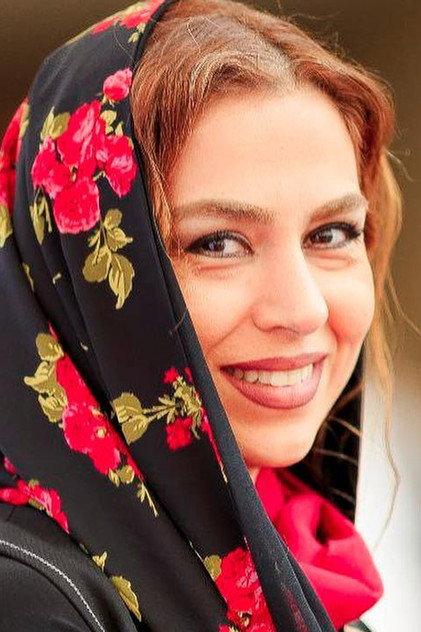 Tina Pakravan - Actor Profile Photo