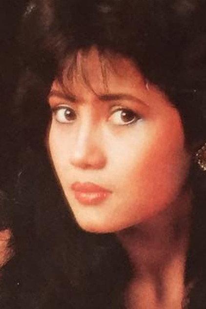 Yenny Farida - Actor Profile Photo