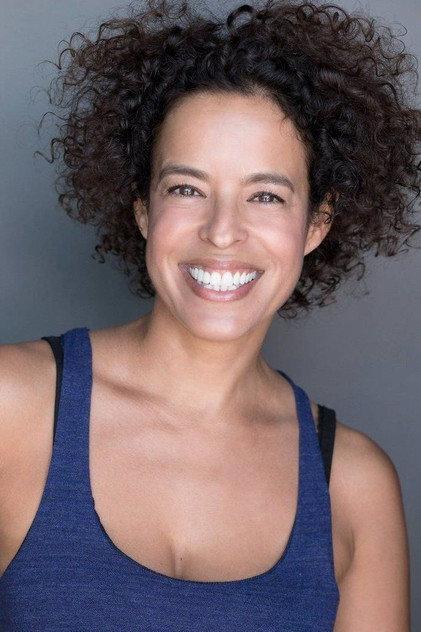 Ivet Corvea - Actor Profile Photo
