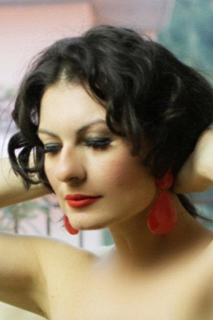 Elli Dadira - Actor Profile Photo
