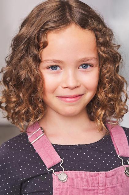 Alice Halsey - Actor Profile Photo