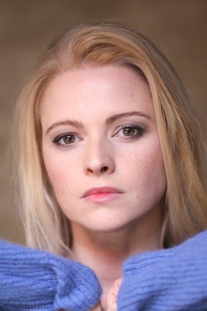 Jennifer Ulrich - Actor Profile Photo