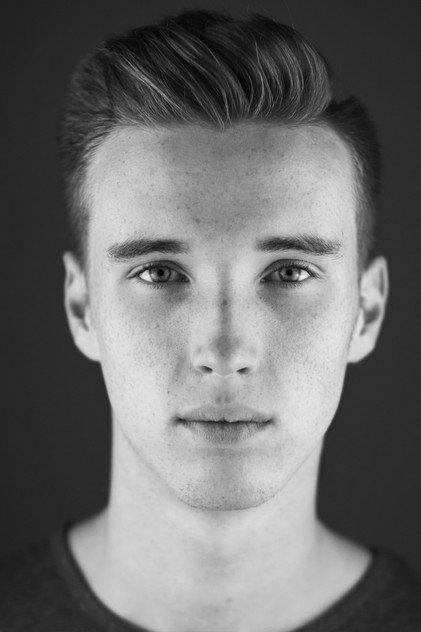 Ryan Carroll - Actor Profile Photo