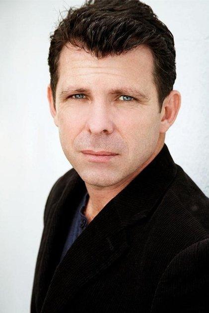 Warwick Young - Actor Profile Photo