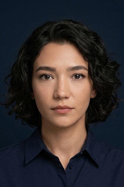 Aybüke Pusat - Actor Profile Photo