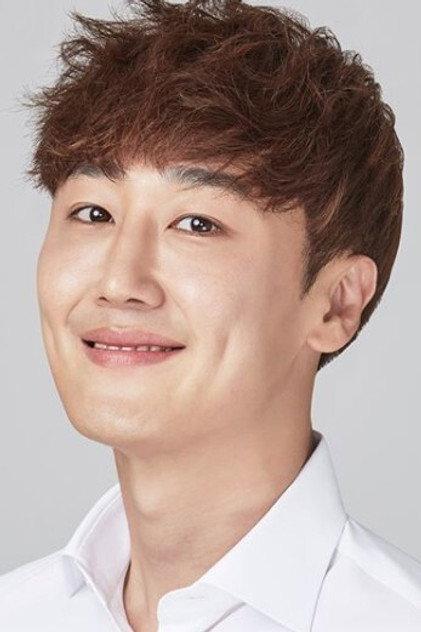 Yoon Jin-young - Actor Profile Photo