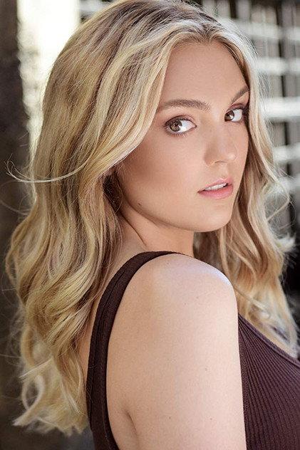 Samantha Schimmer - Actor Profile Photo