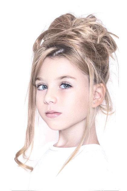 Beatrice Stella - Actor Profile Photo