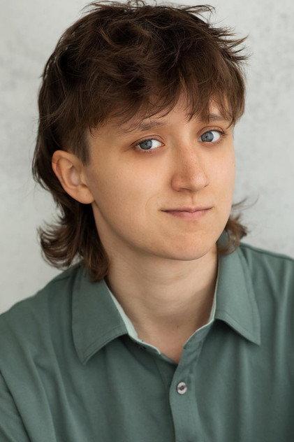 Lott Lee - Actor Profile Photo