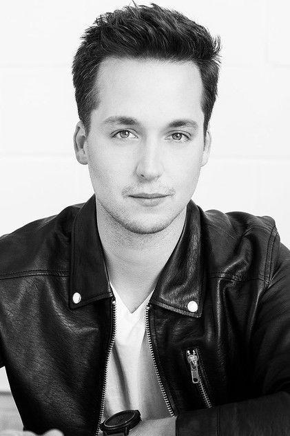 Jonathan Dubsky - Actor Profile Photo
