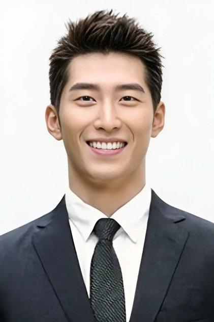 Shawn Dou - Actor Profile Photo